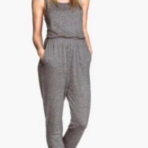 H&M DIVIDED Heather Gray Sleeveless Junpsuit with Pockets size Small